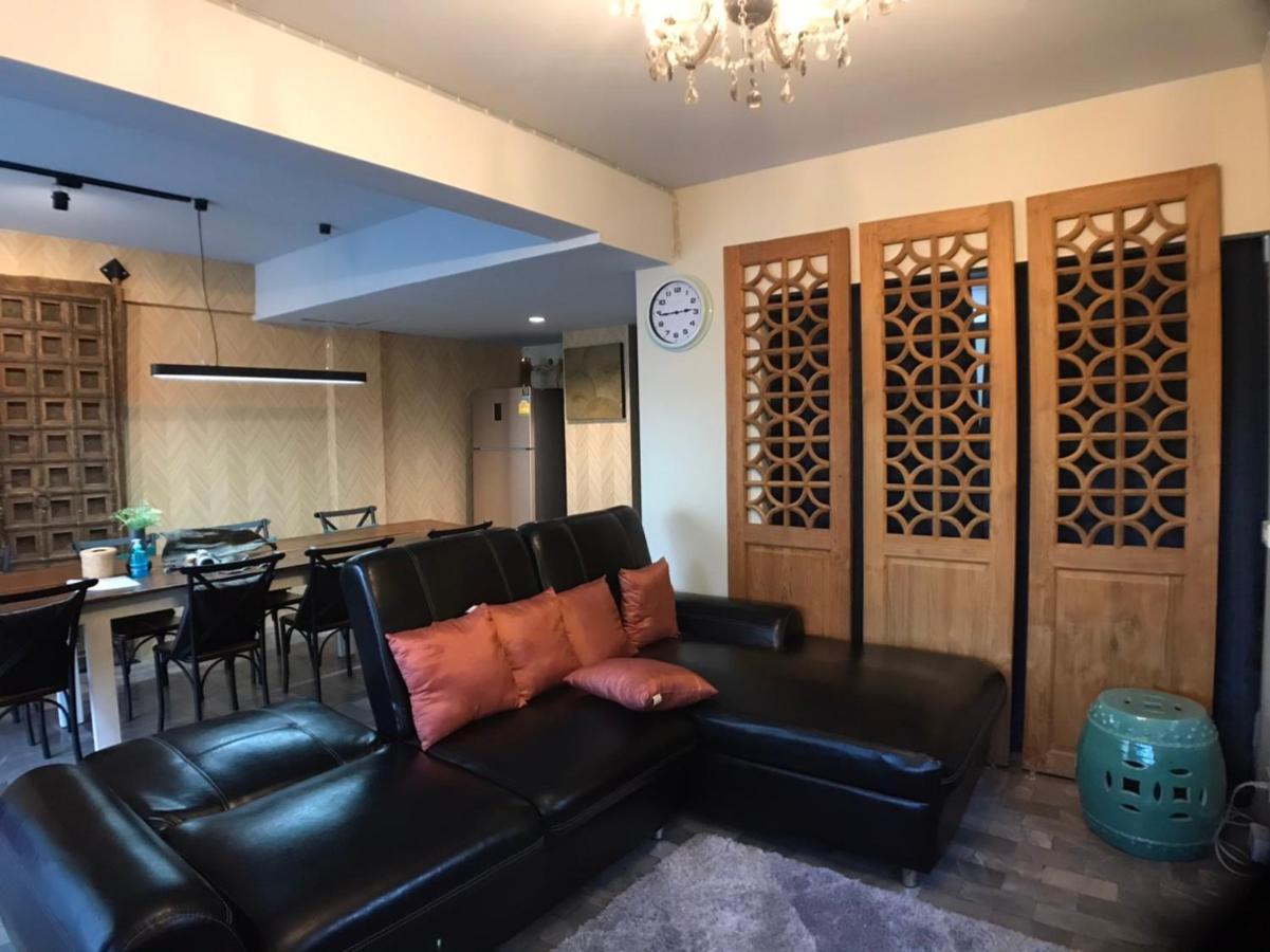 8Th House @ Center Of Chiangmai Old Town Apartment Чиангмай Екстериор снимка
