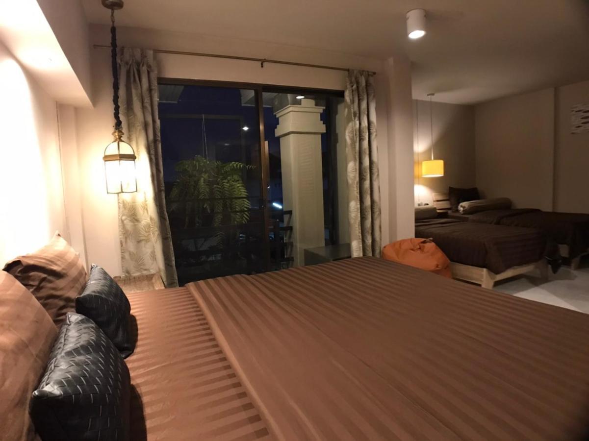 8Th House @ Center Of Chiangmai Old Town Apartment Чиангмай Екстериор снимка