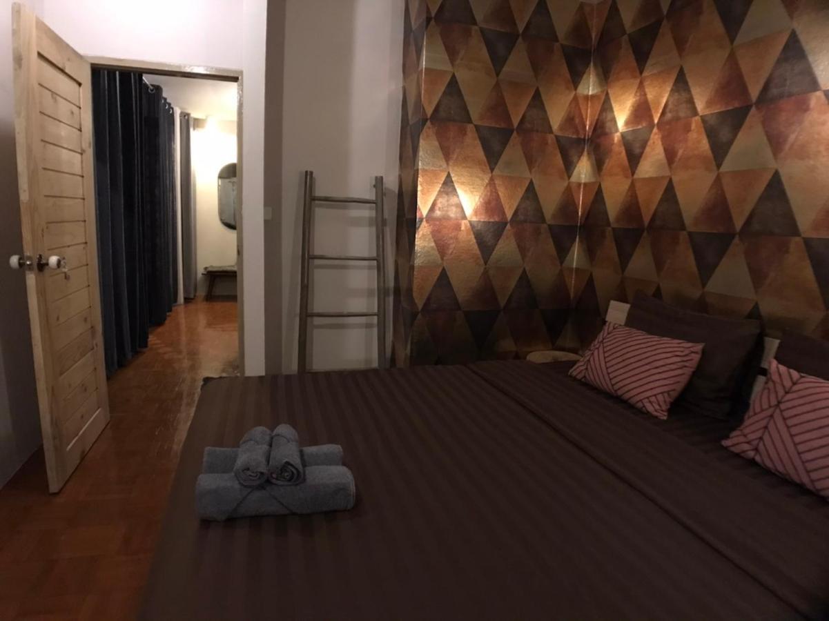 8Th House @ Center Of Chiangmai Old Town Apartment Чиангмай Екстериор снимка