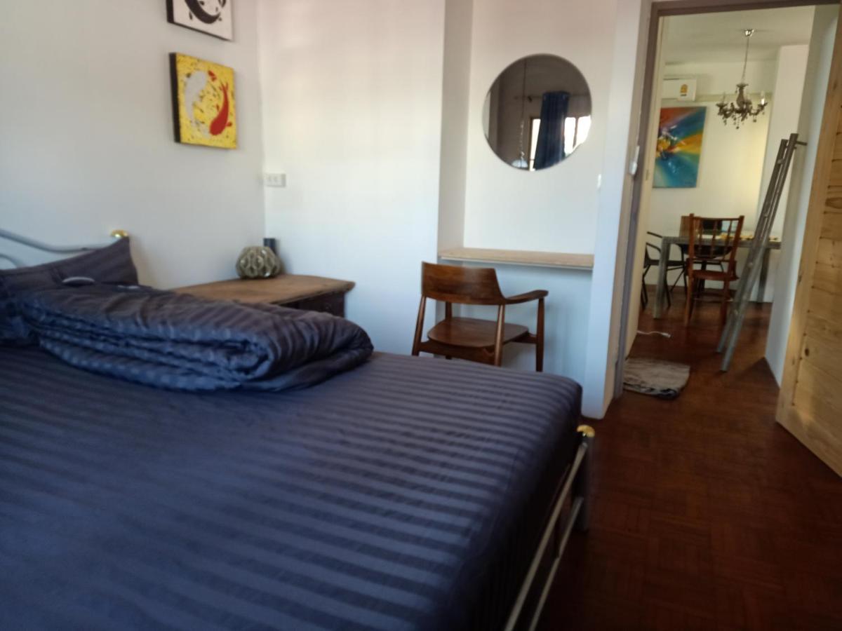 8Th House @ Center Of Chiangmai Old Town Apartment Чиангмай Екстериор снимка