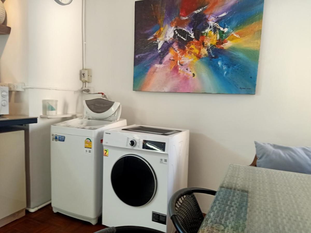 8Th House @ Center Of Chiangmai Old Town Apartment Чиангмай Екстериор снимка