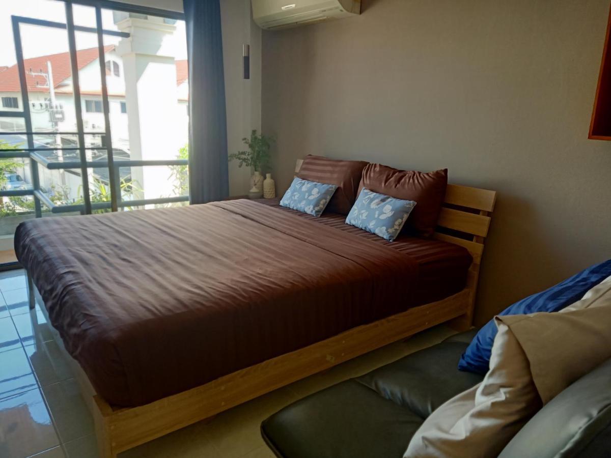 8Th House @ Center Of Chiangmai Old Town Apartment Чиангмай Екстериор снимка
