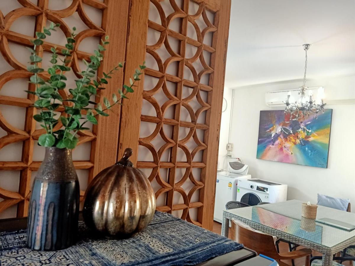 8Th House @ Center Of Chiangmai Old Town Apartment Чиангмай Екстериор снимка