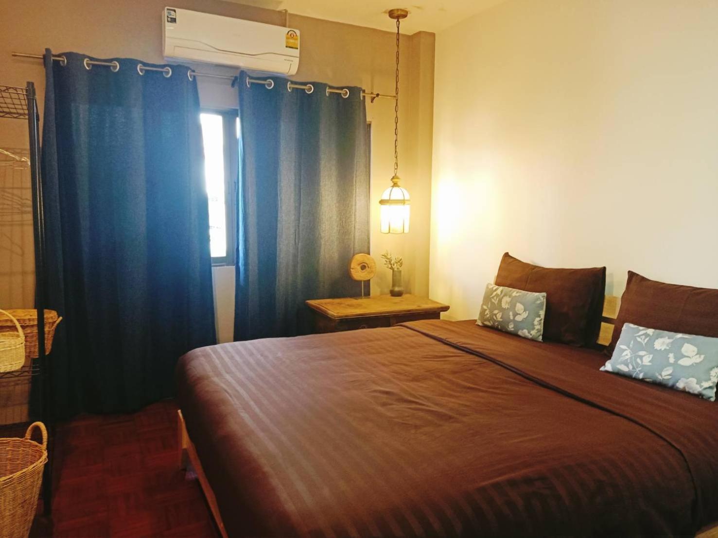 8Th House @ Center Of Chiangmai Old Town Apartment Чиангмай Екстериор снимка